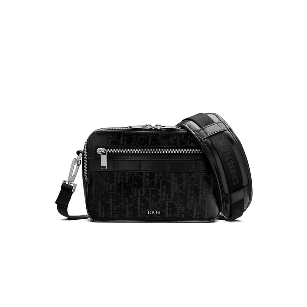D10r safari messenger bag