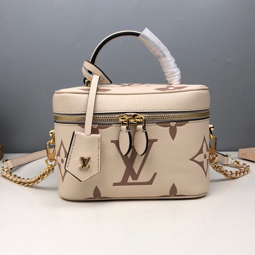 l0vis Vvtt0n vanity pm bag