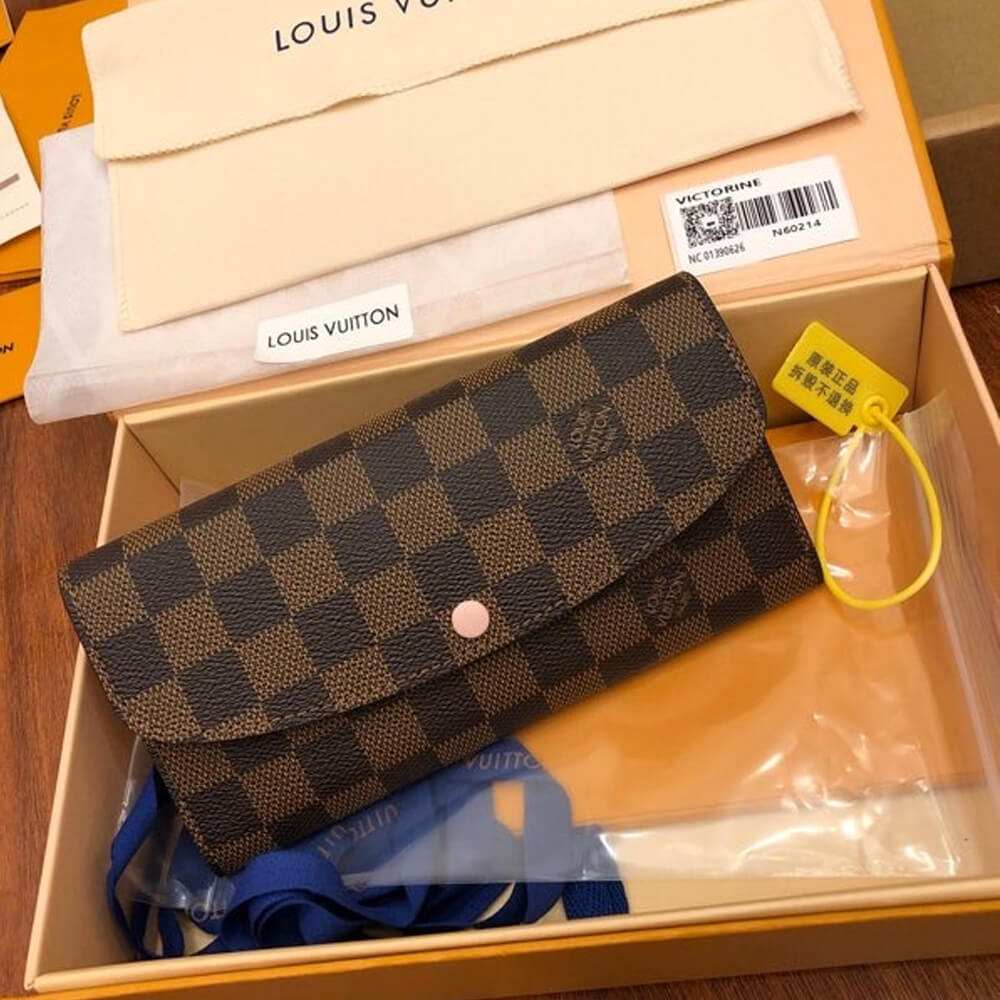 l0vis Vvtt0n emilie wallet