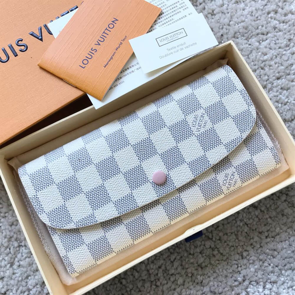 l0vis Vvtt0n emilie wallet