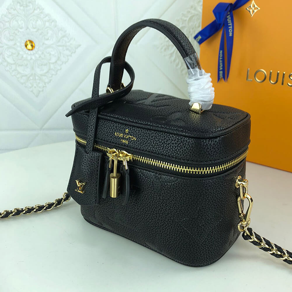 l0vis Vvtt0n vanity pm bag
