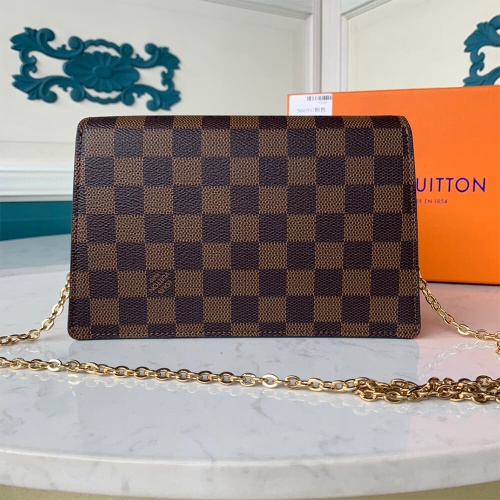 l0vis Vvtt0n croisette chain wallet