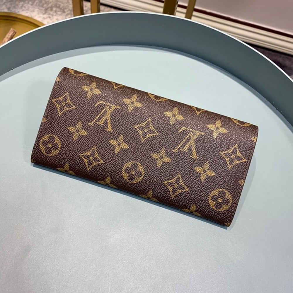 l0vis Vvtt0n emilie wallet