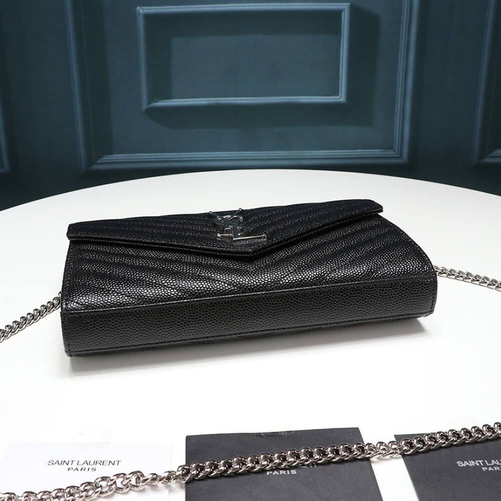 Sa1nt Lau*nt chain-strap y51-plaque grained-leather wallet