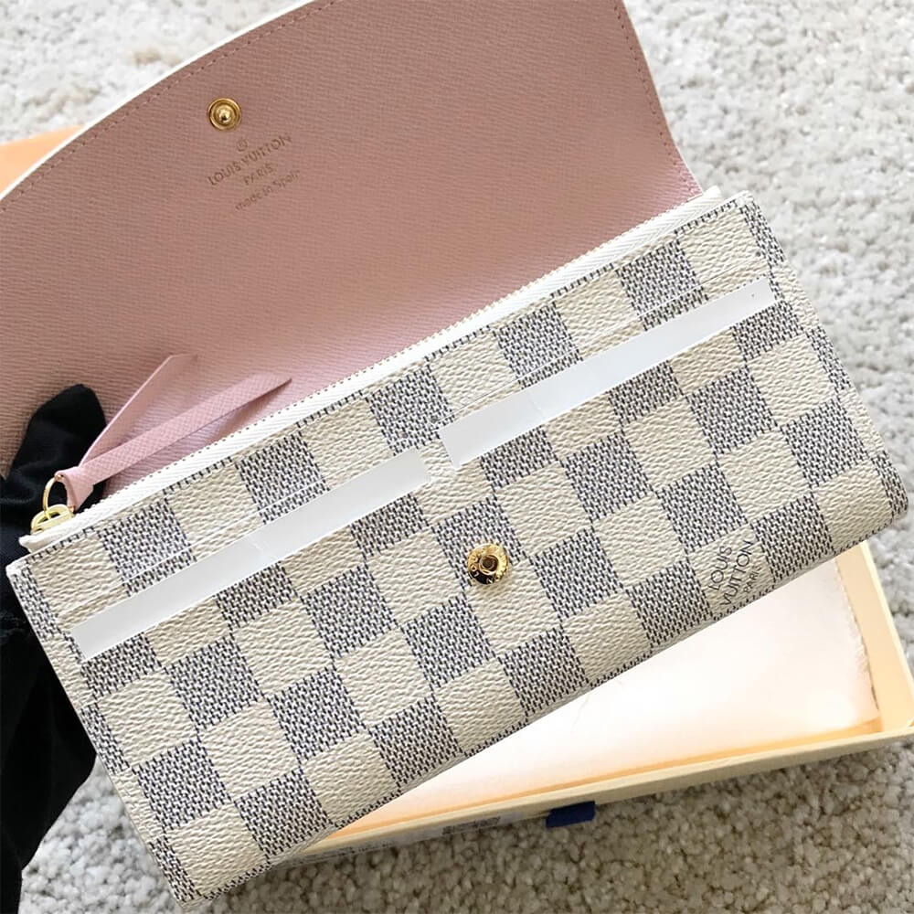 l0vis Vvtt0n emilie wallet