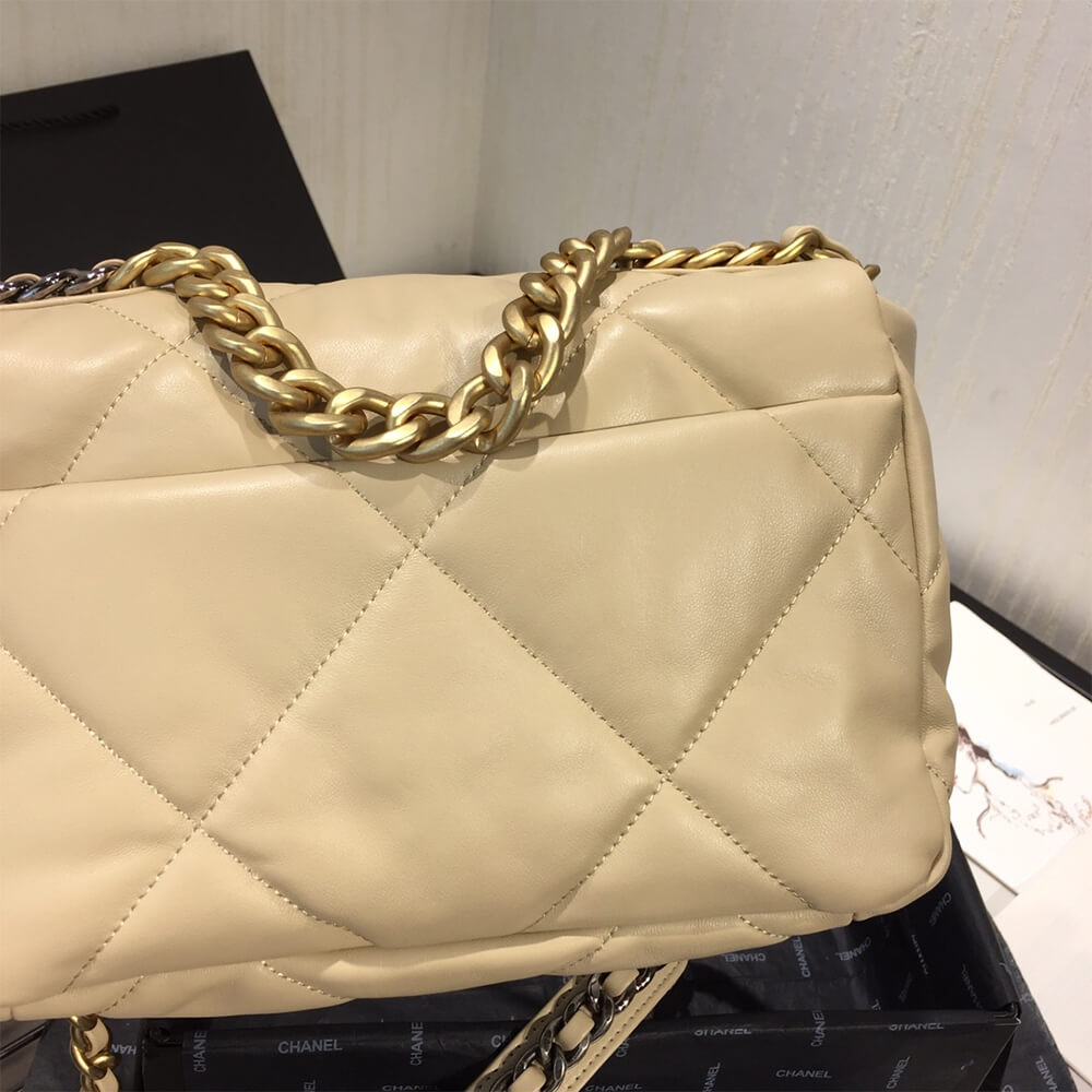 Ch**el 19 small flap bag