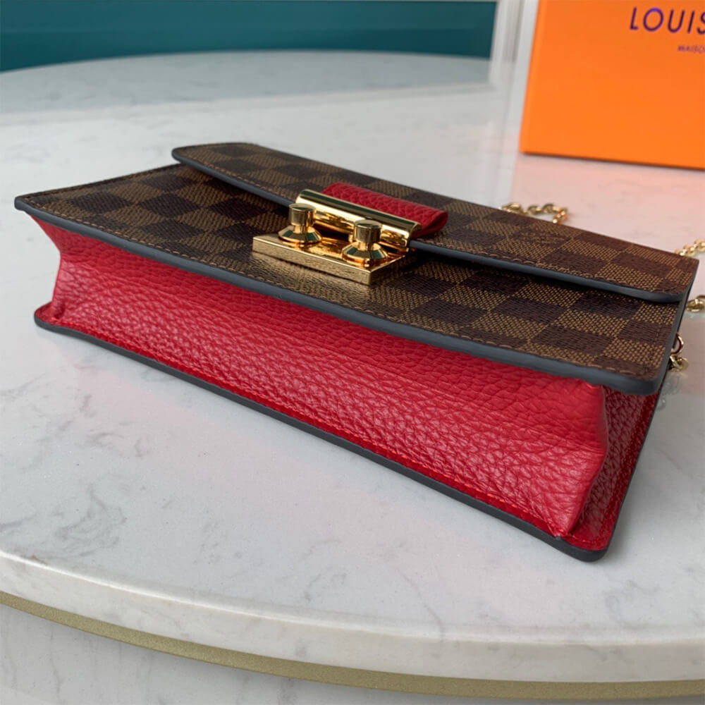 l0vis Vvtt0n croisette chain wallet