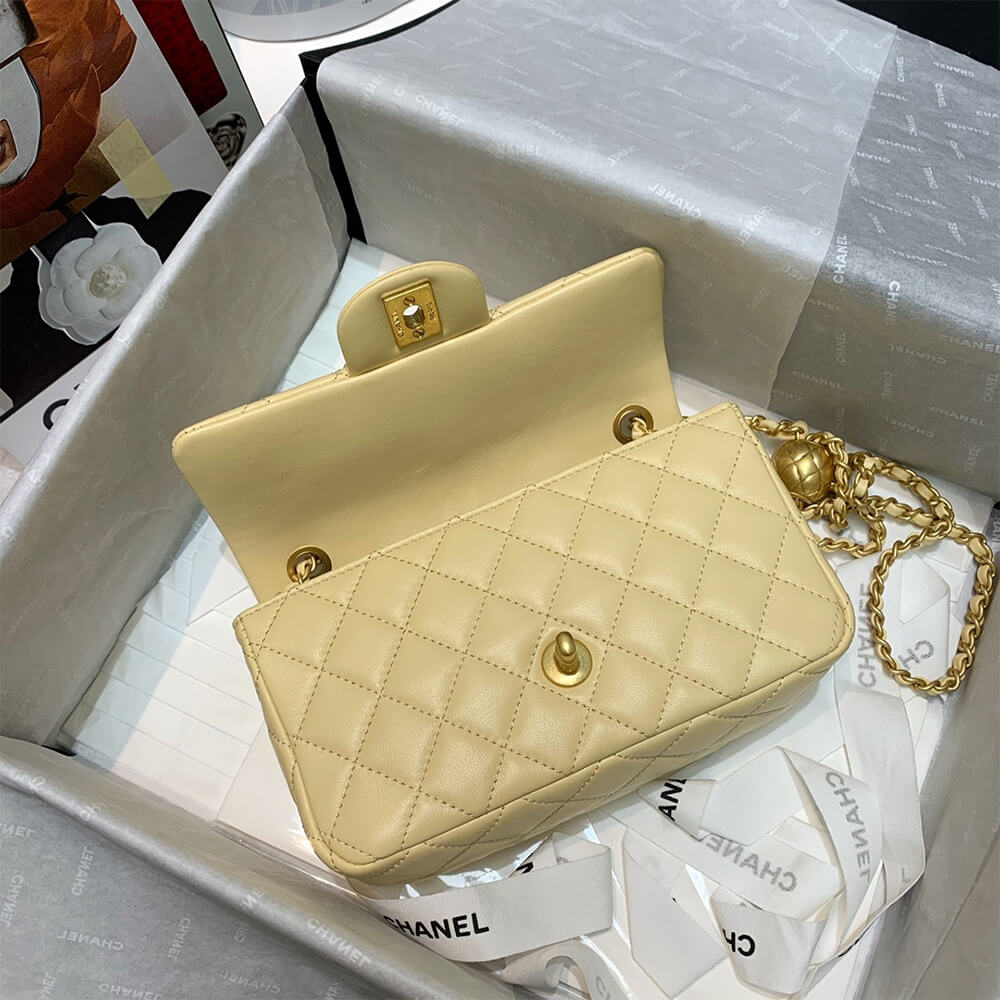 Ch**el classic flap shoulder bag