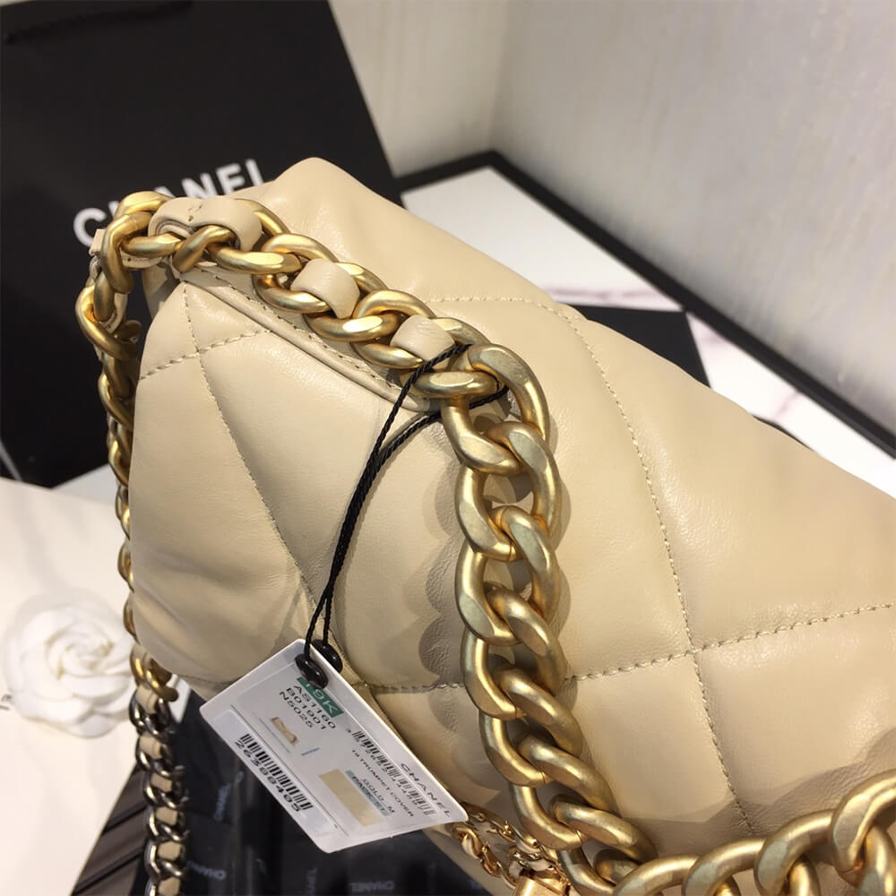 Ch**el 19 small flap bag