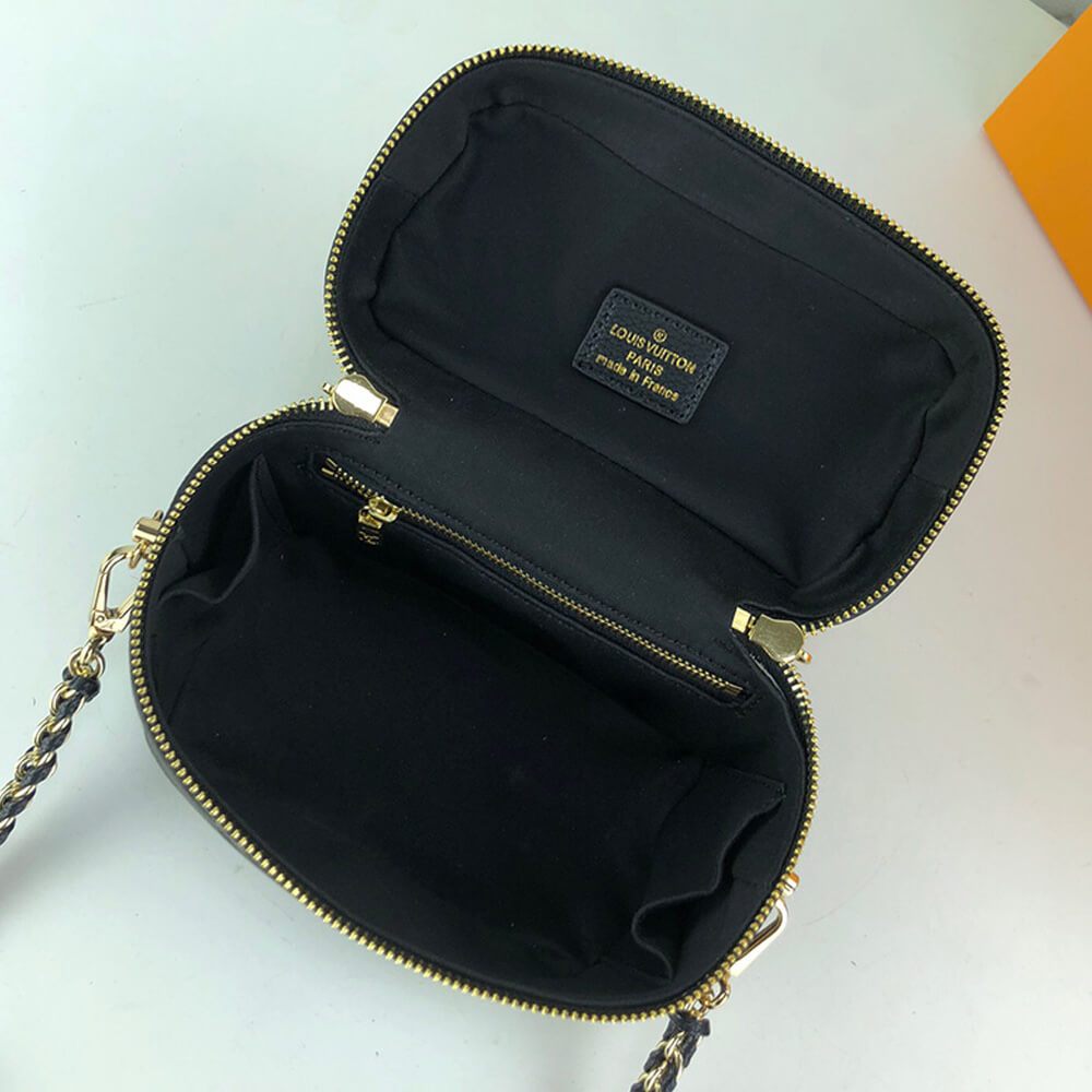 l0vis Vvtt0n vanity pm bag