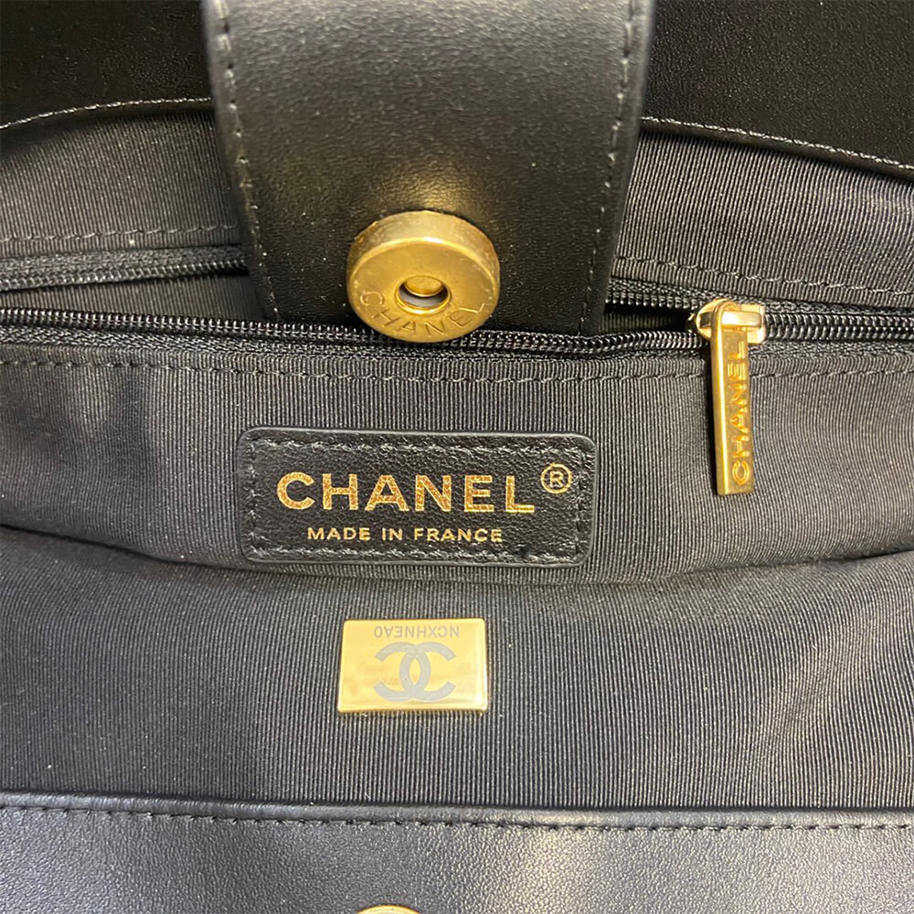 Ch**el shopping bag