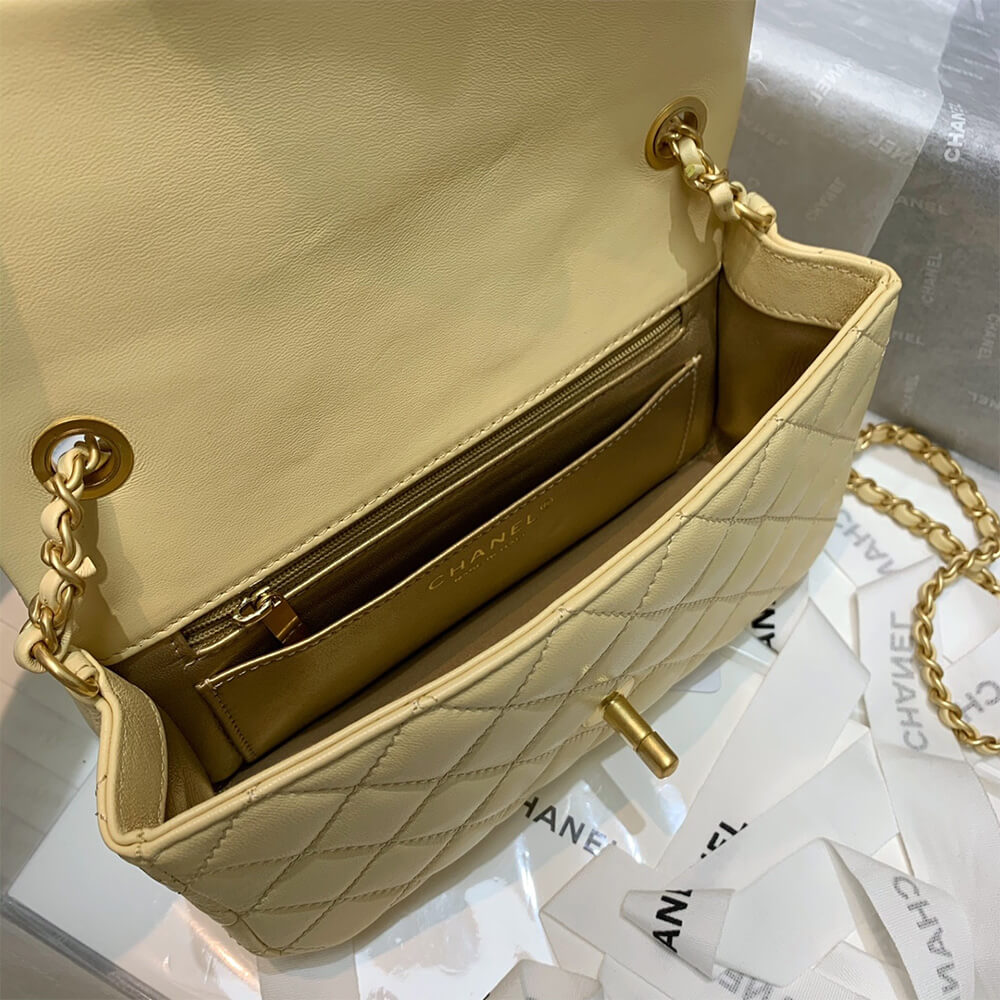 Ch**el classic flap shoulder bag
