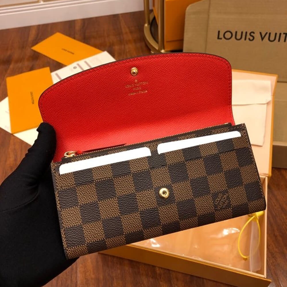l0vis Vvtt0n emilie wallet