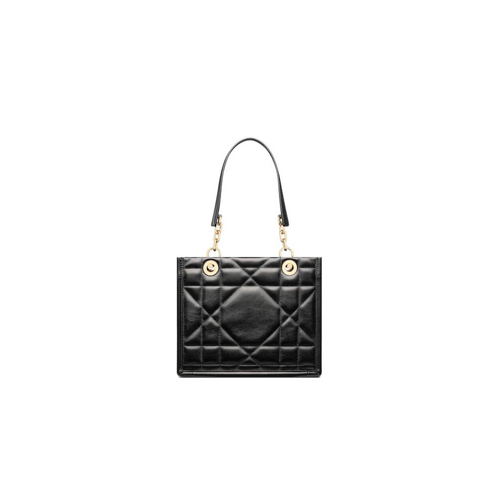 small D10r essential tote bag
