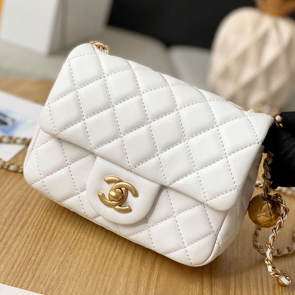 Ch**el pearl crush bag