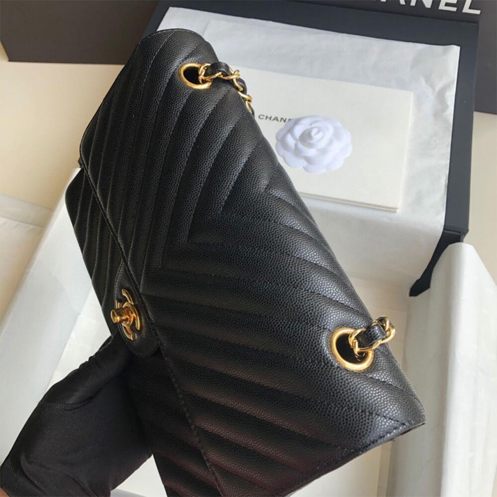 Ch**el classic chevron medium flap