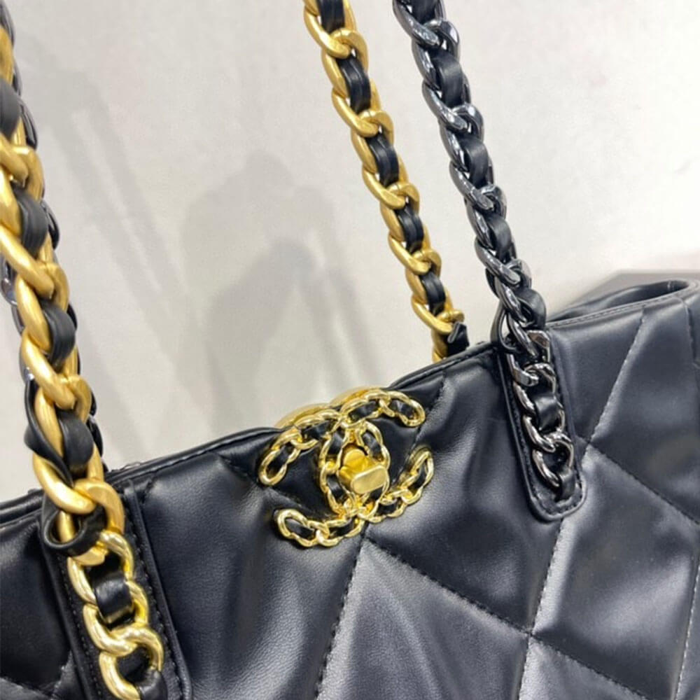 Ch**el 19 shopping bag