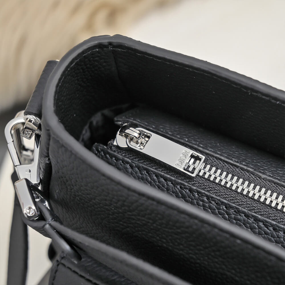 D10r saddle soft bag