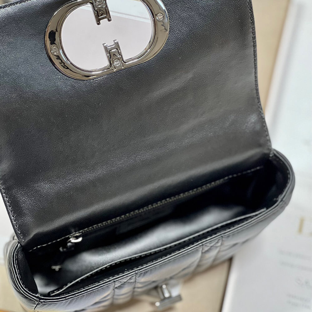 small D10r caro bag