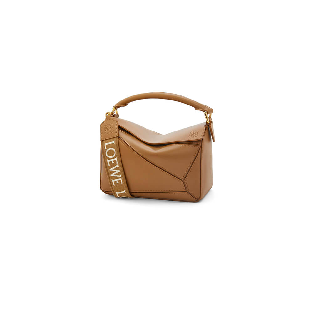 L0ew* small puzzle bag