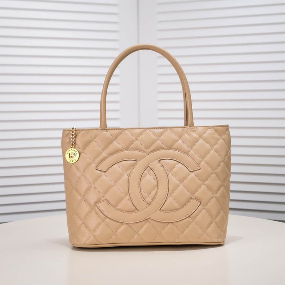 Ch**el medallion tote bag