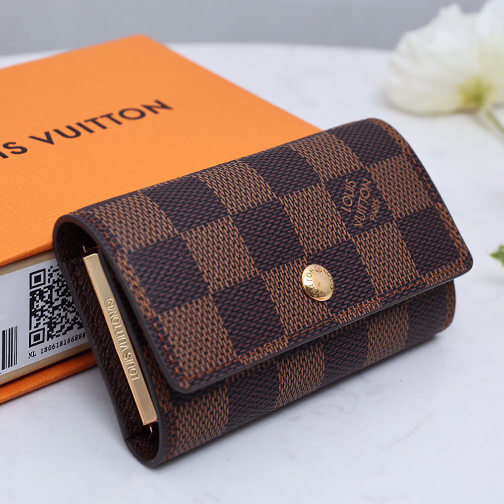 l0vis Vvtt0n 6 key holder