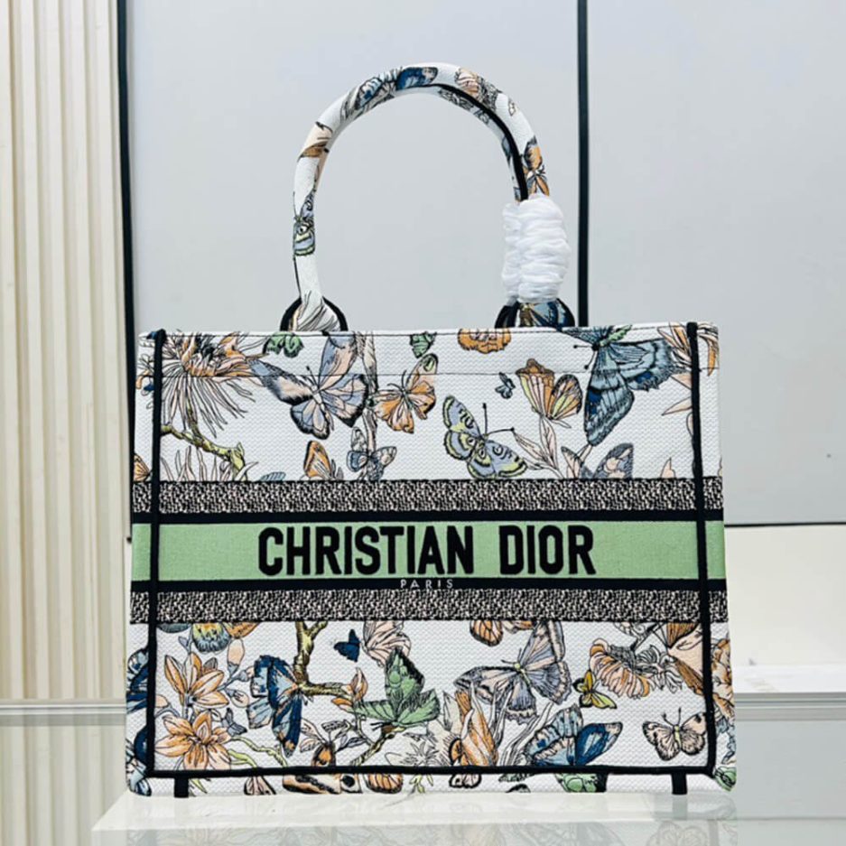medium D10r book tote