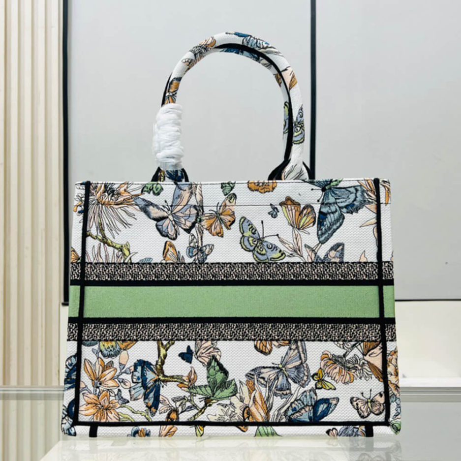 medium D10r book tote