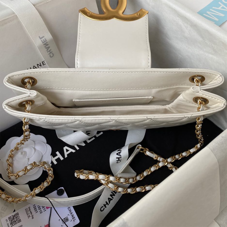 Ch**el baguette bag