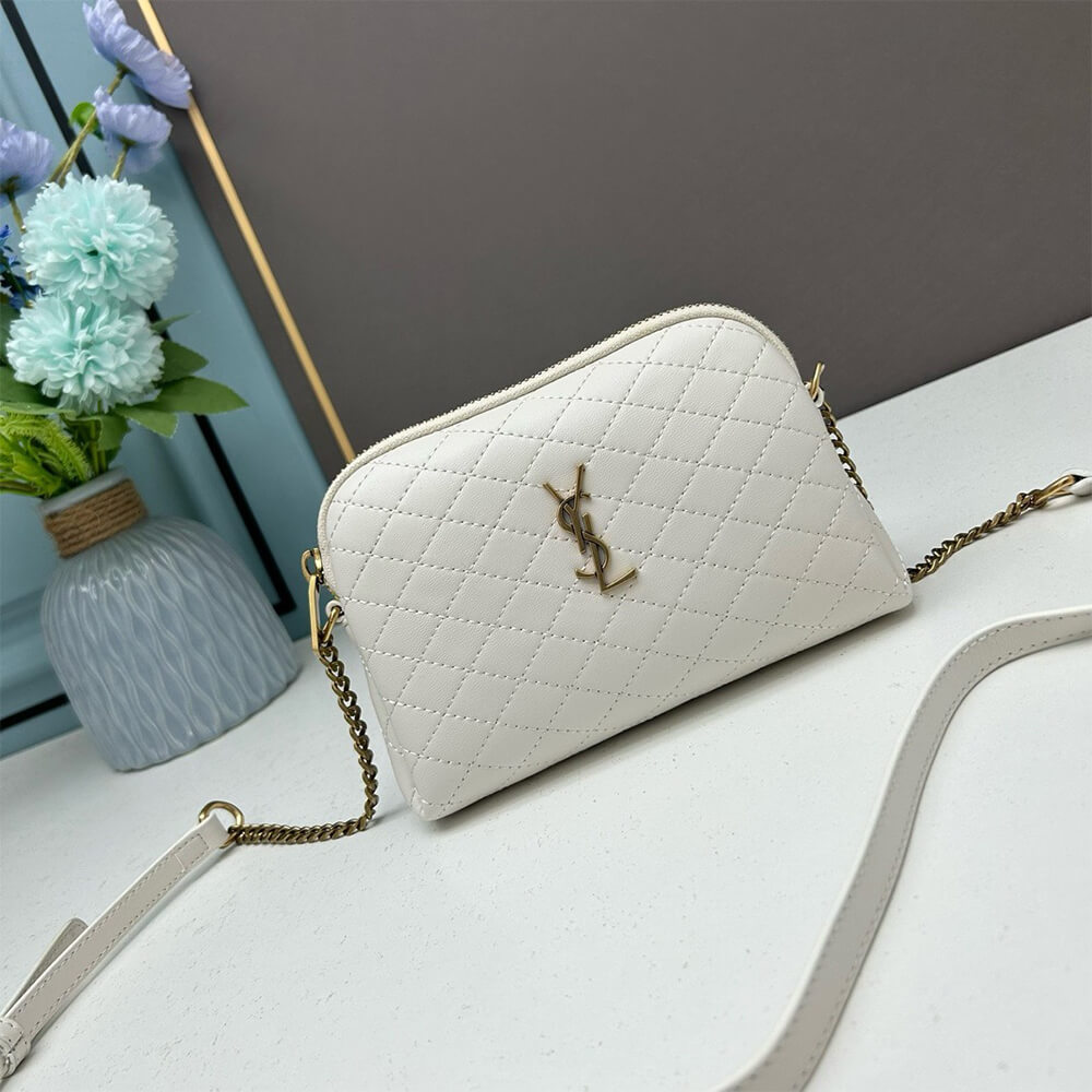 Y51 gaby zipped pouch in quilted lambskin