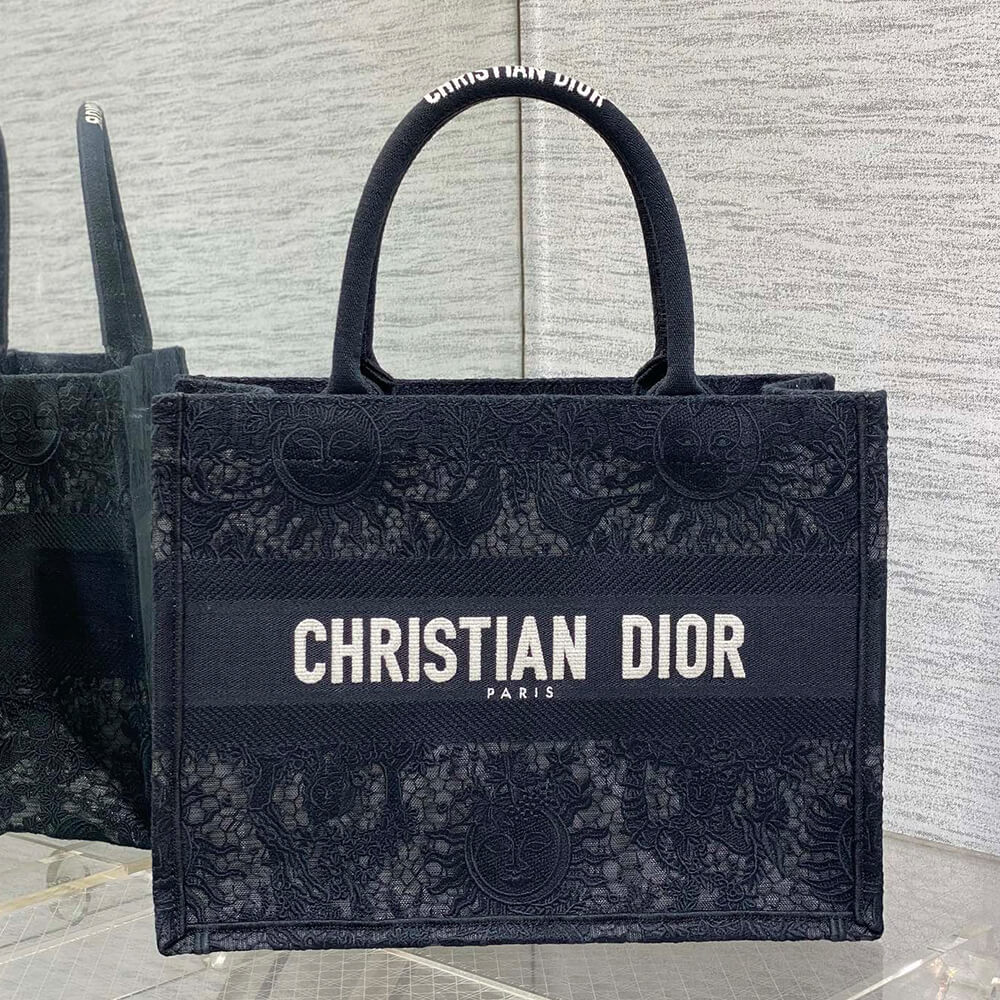 medium D10r book tote
