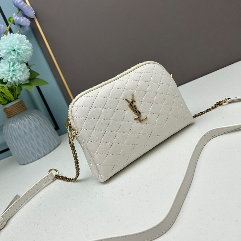 Y51 gaby zipped pouch in quilted lambskin