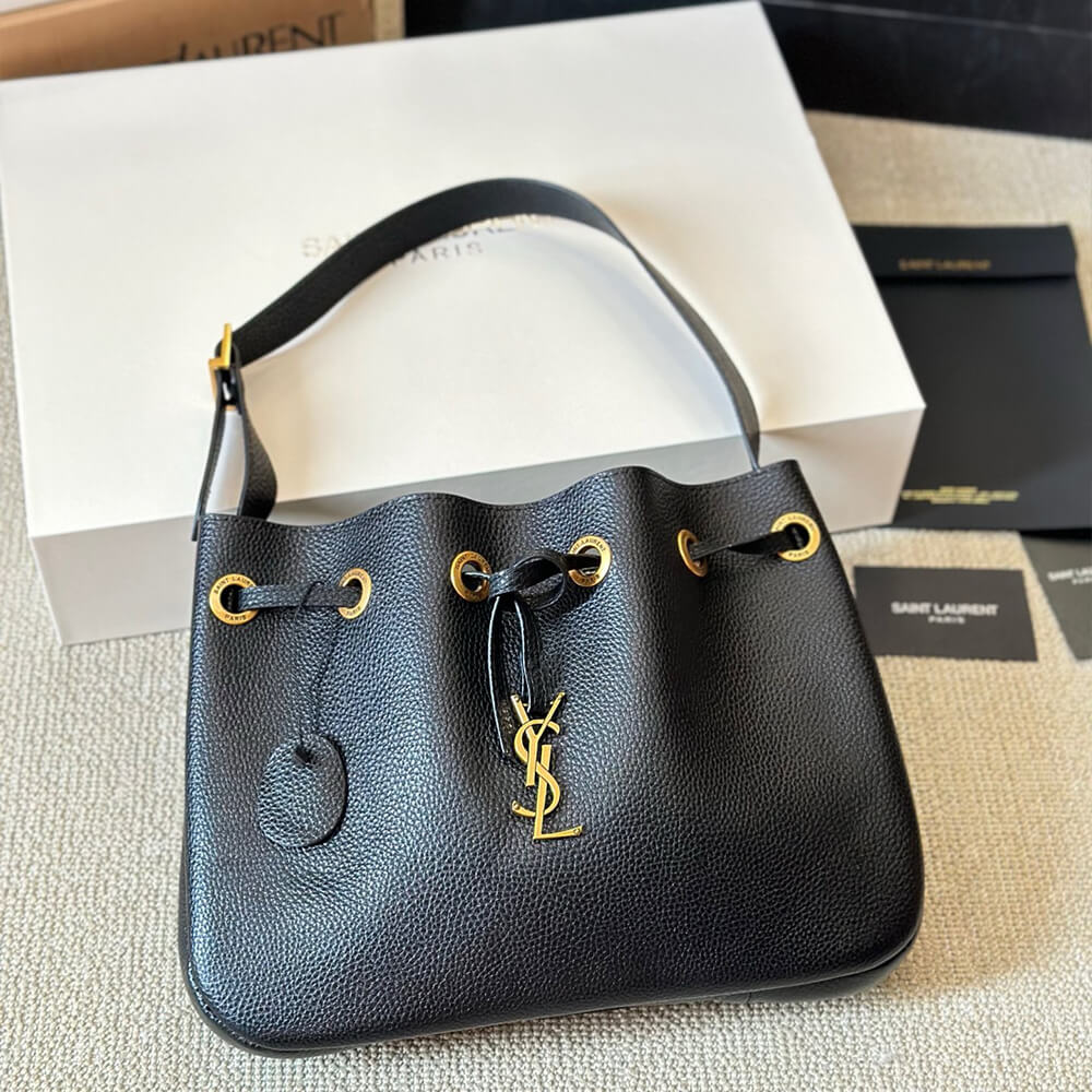 Y51 paris vii small hobo in grained leather