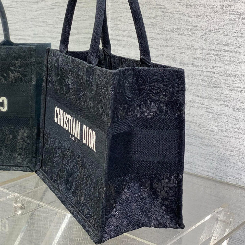 medium D10r book tote