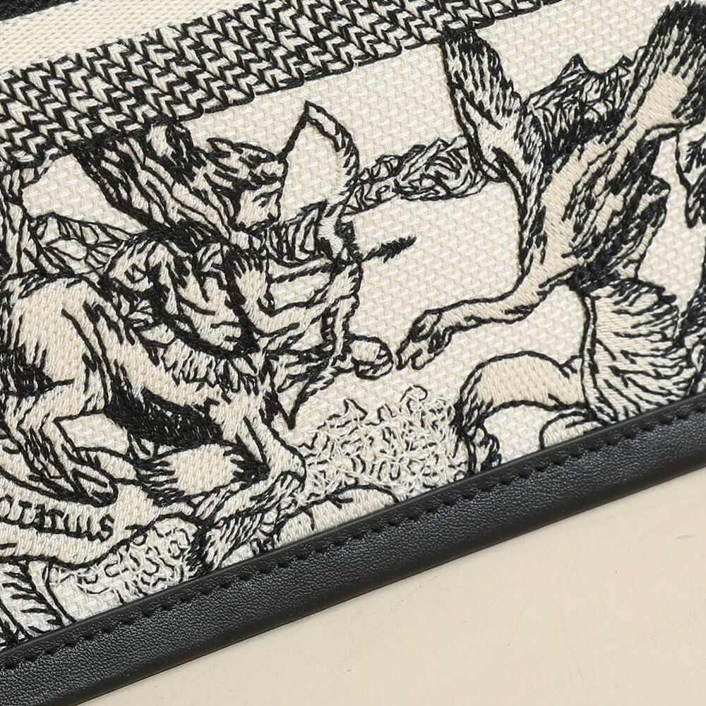 small D10r book tote