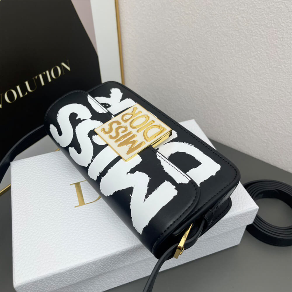 miss D10r flap bag