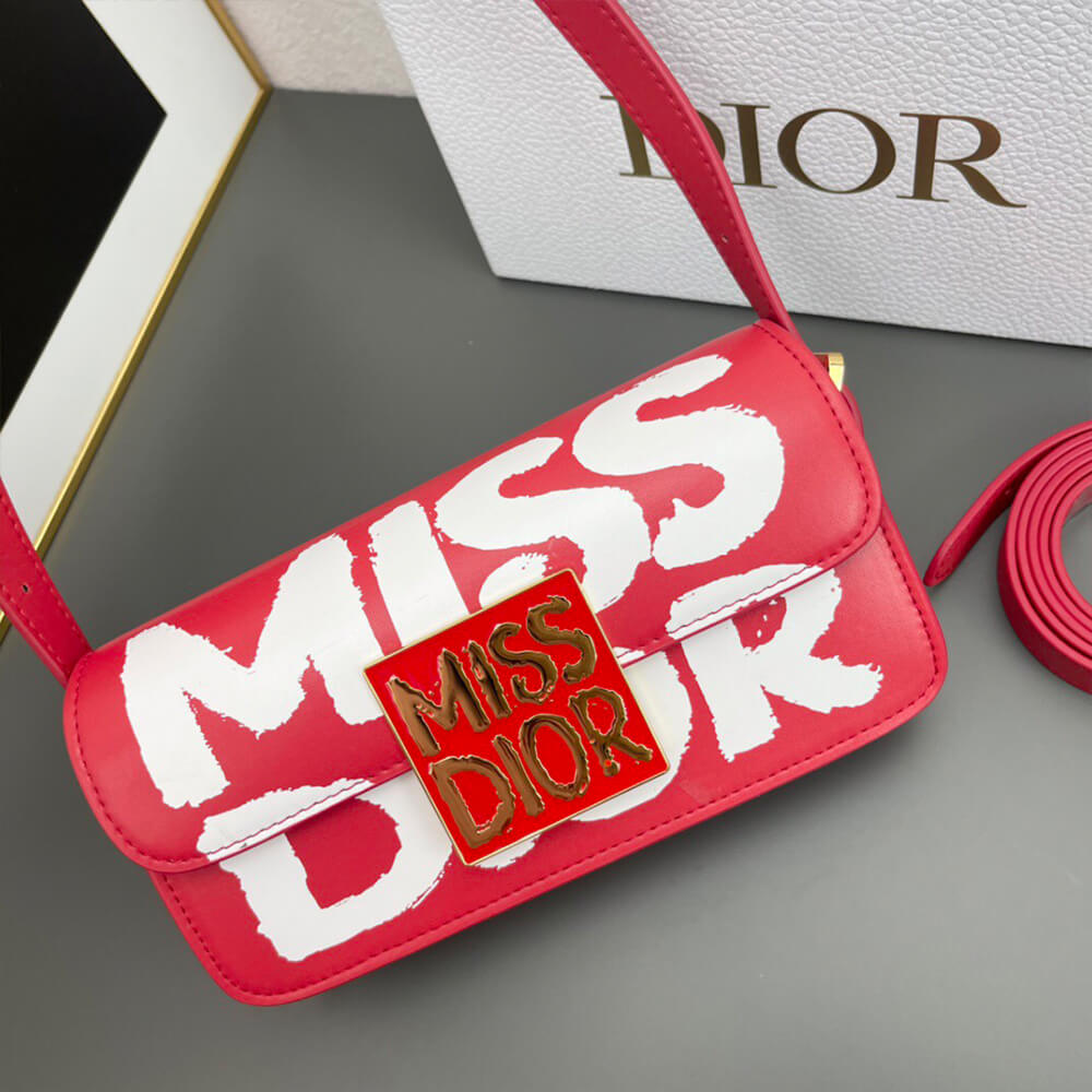 miss D10r flap bag