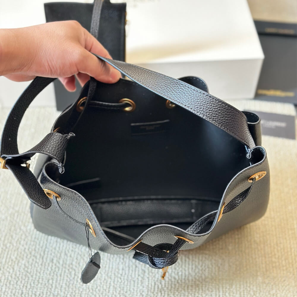 Y51 paris vii small hobo in grained leather