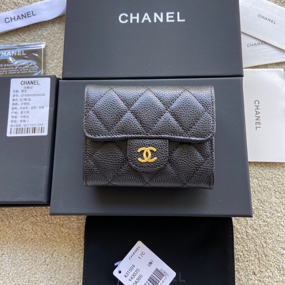 Ch**el classic small flap wallet