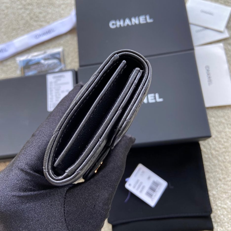 Ch**el classic small flap wallet