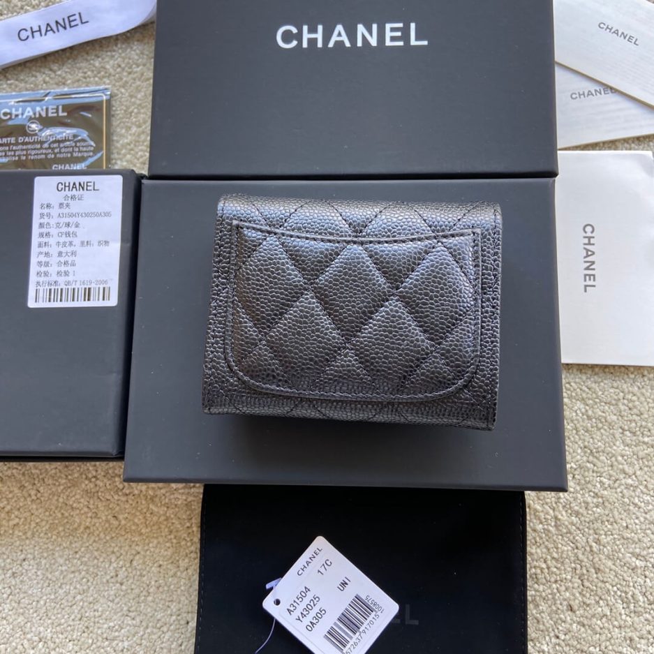 Ch**el classic small flap wallet
