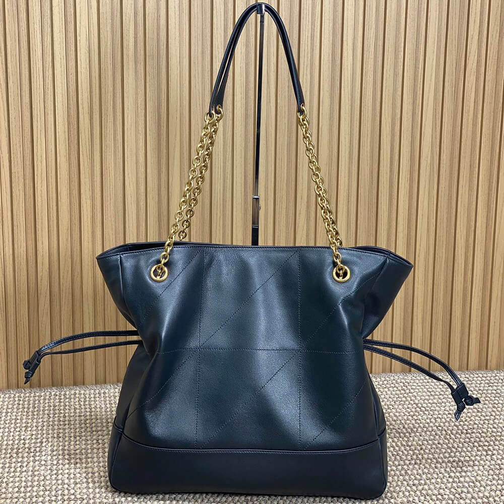 Y51 jamie 4.3 large pochon in lambskin