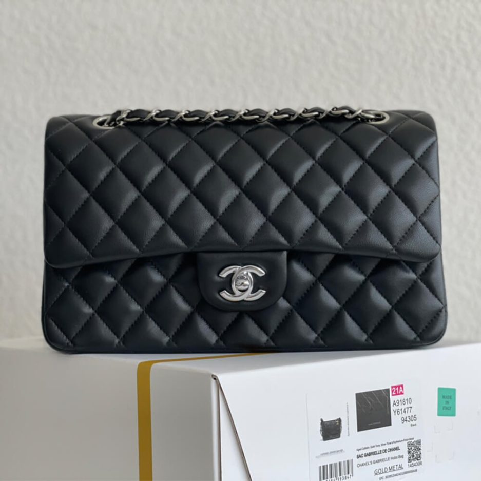 Ch**el medium classic flap handbag