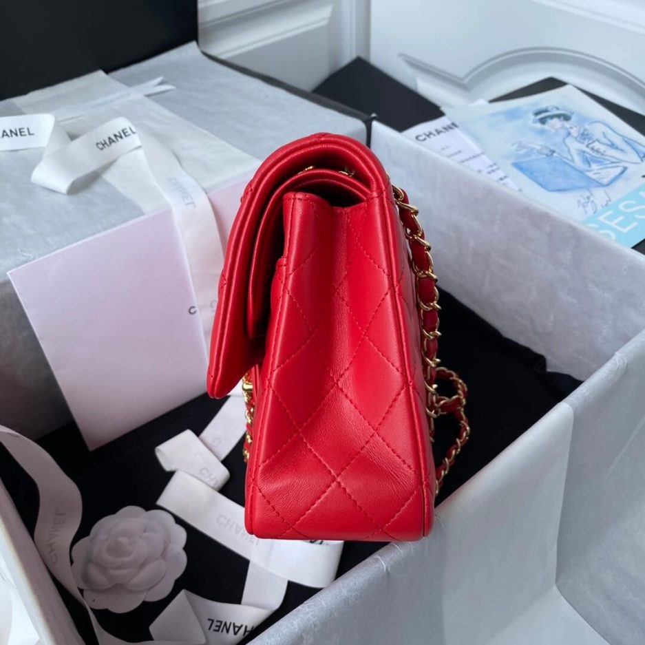 Ch**el medium classic flap handbag