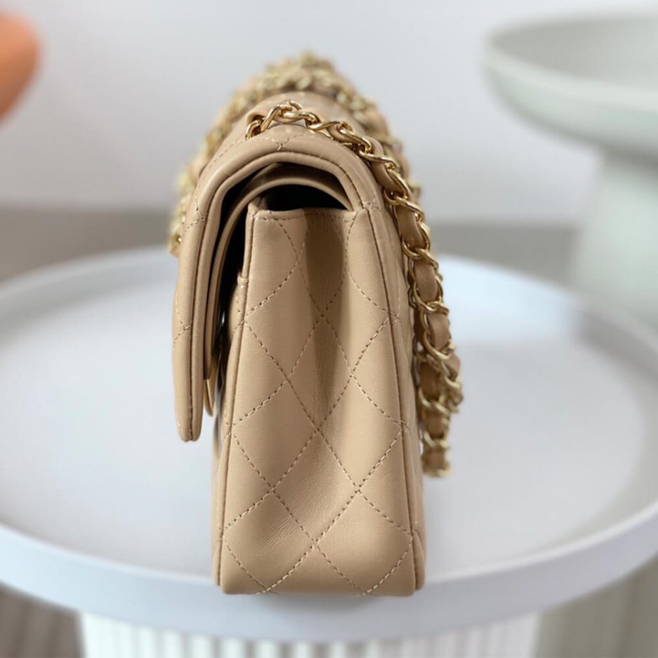 Ch**el medium classic flap handbag