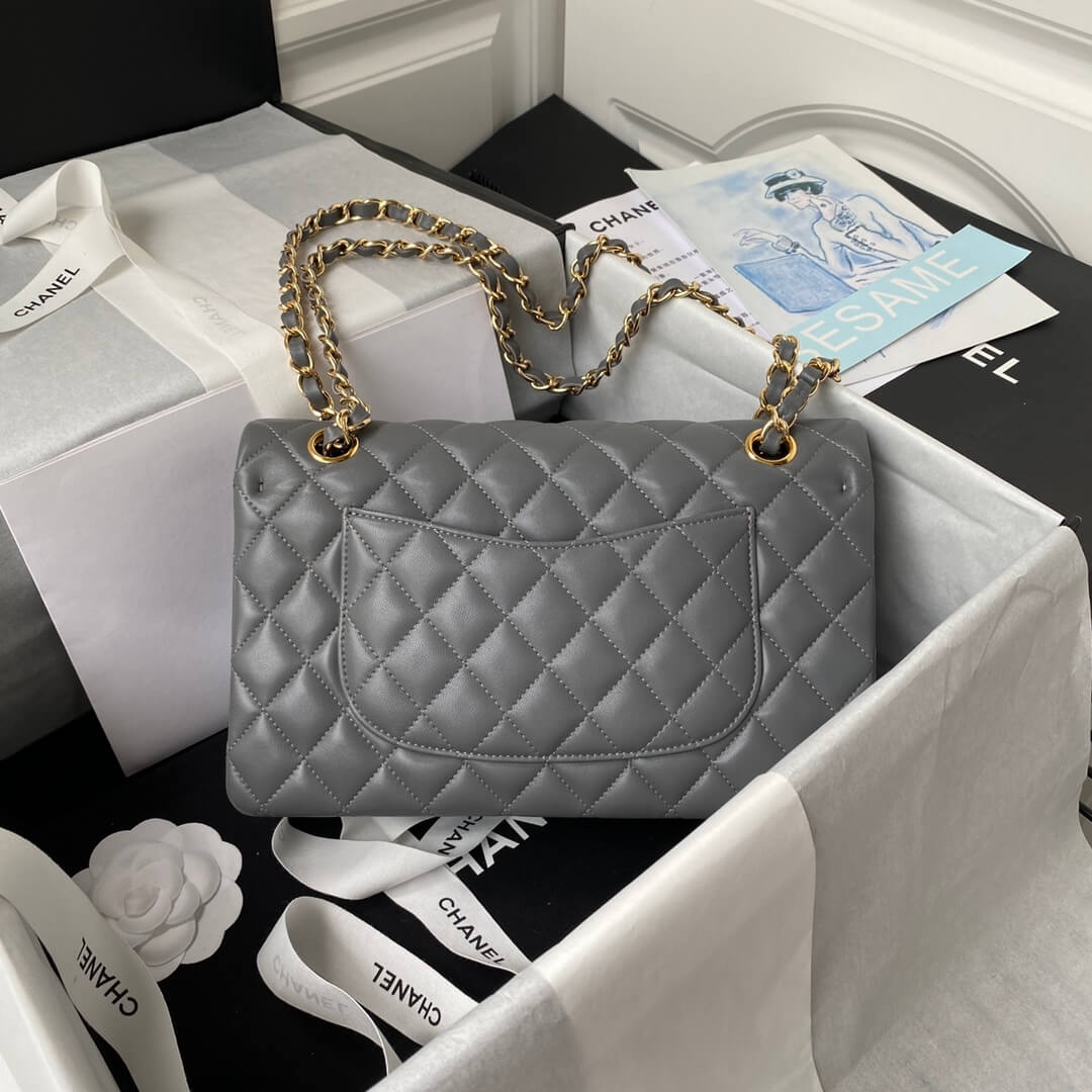 Ch**el medium classic flap handbag